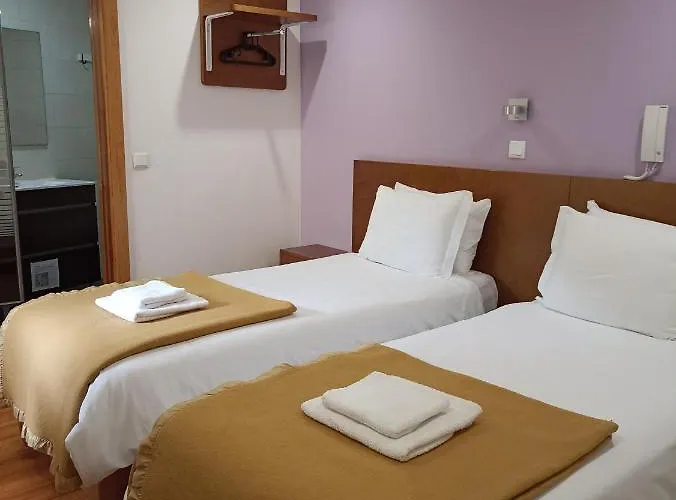 Martim Moniz 28 Pensionat *