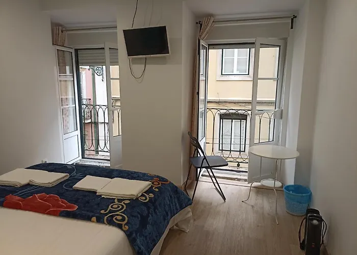 Pensionat Martim Moniz 28 *