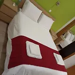 Martim Moniz 28 בית הארחה ליסבון