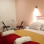 Martim Moniz 28 Guest house *